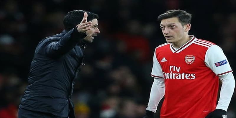 Mesut Ozil Lợi ích khi theo dõi thông tin từ Mesut Ozil để soi kèo